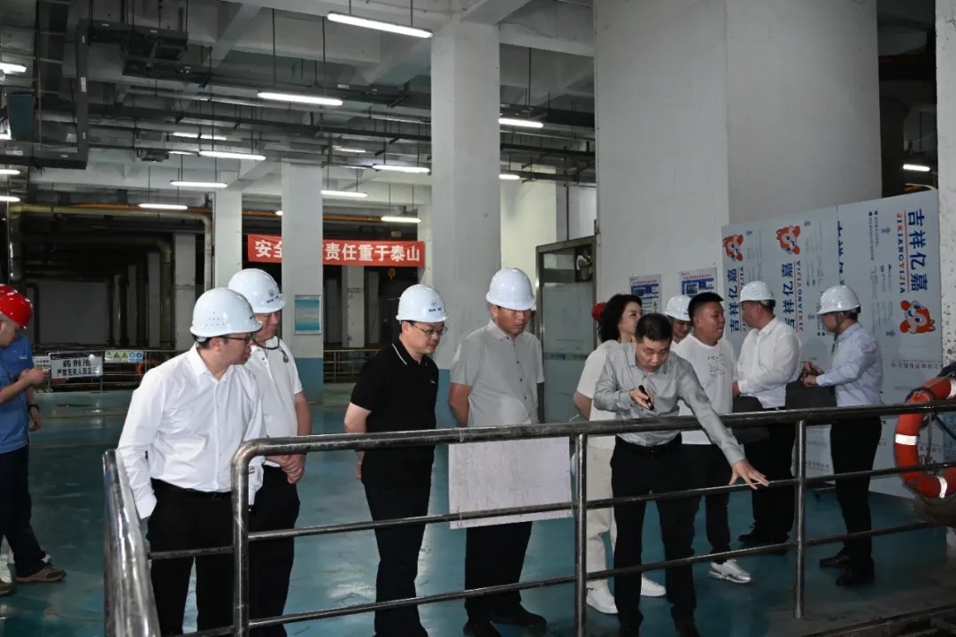 【走访送温暖 关怀促发展】重庆市政府驻京办刘晟主任莅临河北省重庆商会走访调研