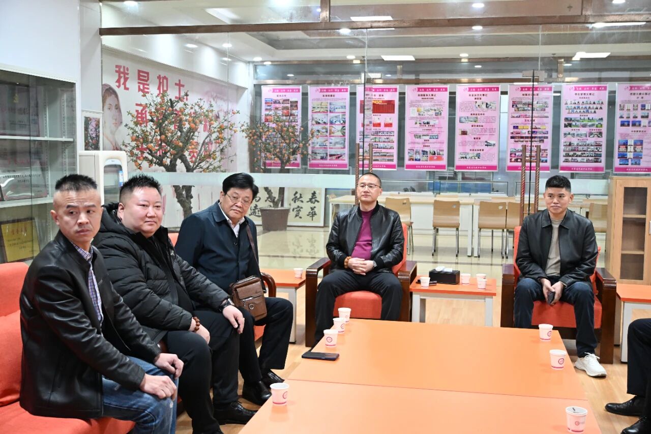 走访会员企业 共绘发展蓝图 | 河北省重庆商会一行走进石家庄天使护士学校